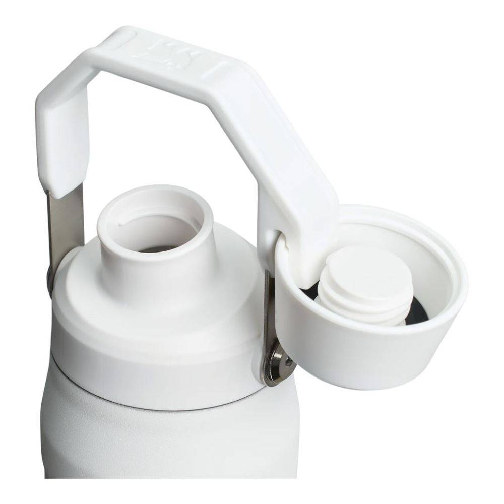 STANLEY THE ICEFLOW™ BOTTLE WITH FAST FLOW LID 0.7L | 10H COLD | 2 DAYS ICED