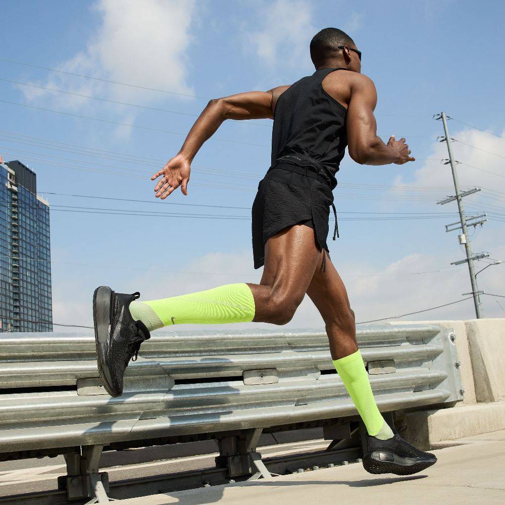 NIKE INVINCIBLE 3 MENS ROAD RUNNING FLYKNIT SHOES