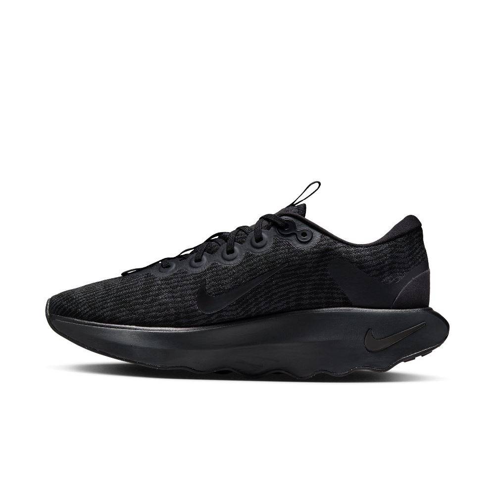 NIKE MOTIVA WALKING SHOES
