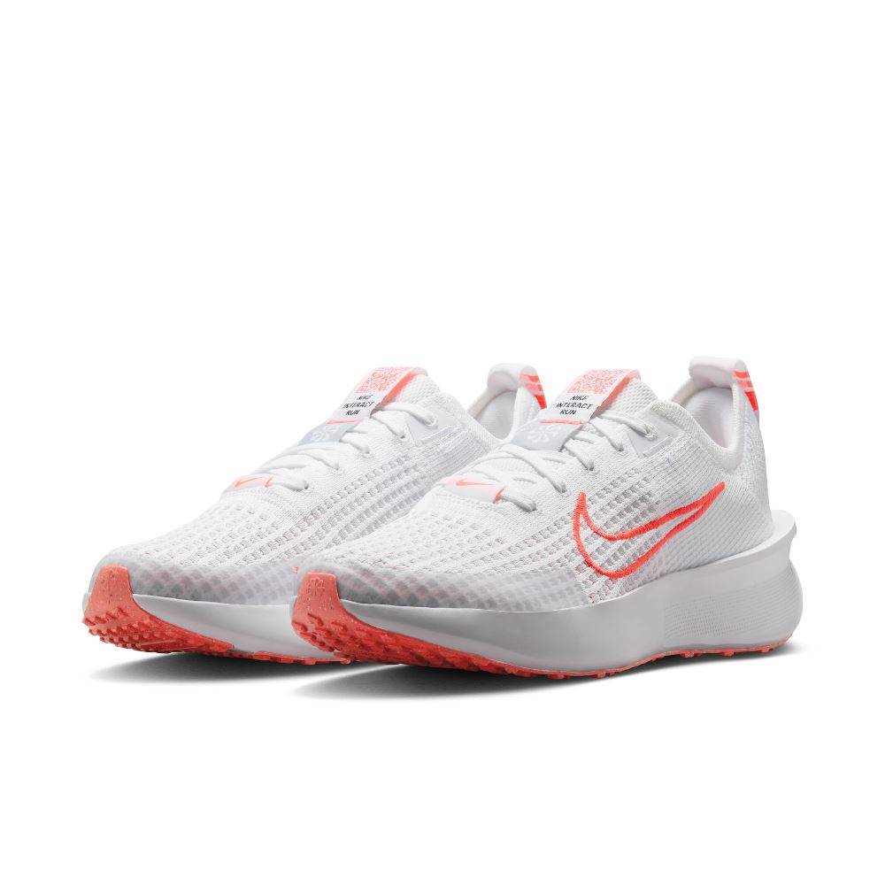 NIKE WOMENS INTERACT RUN