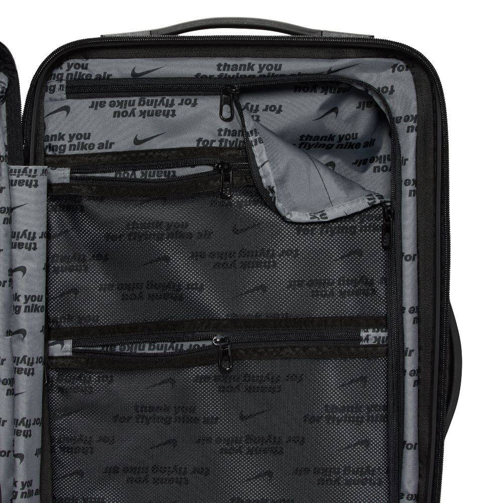 NIKE HARDSHELL LUGGAGE 56CM - 52L