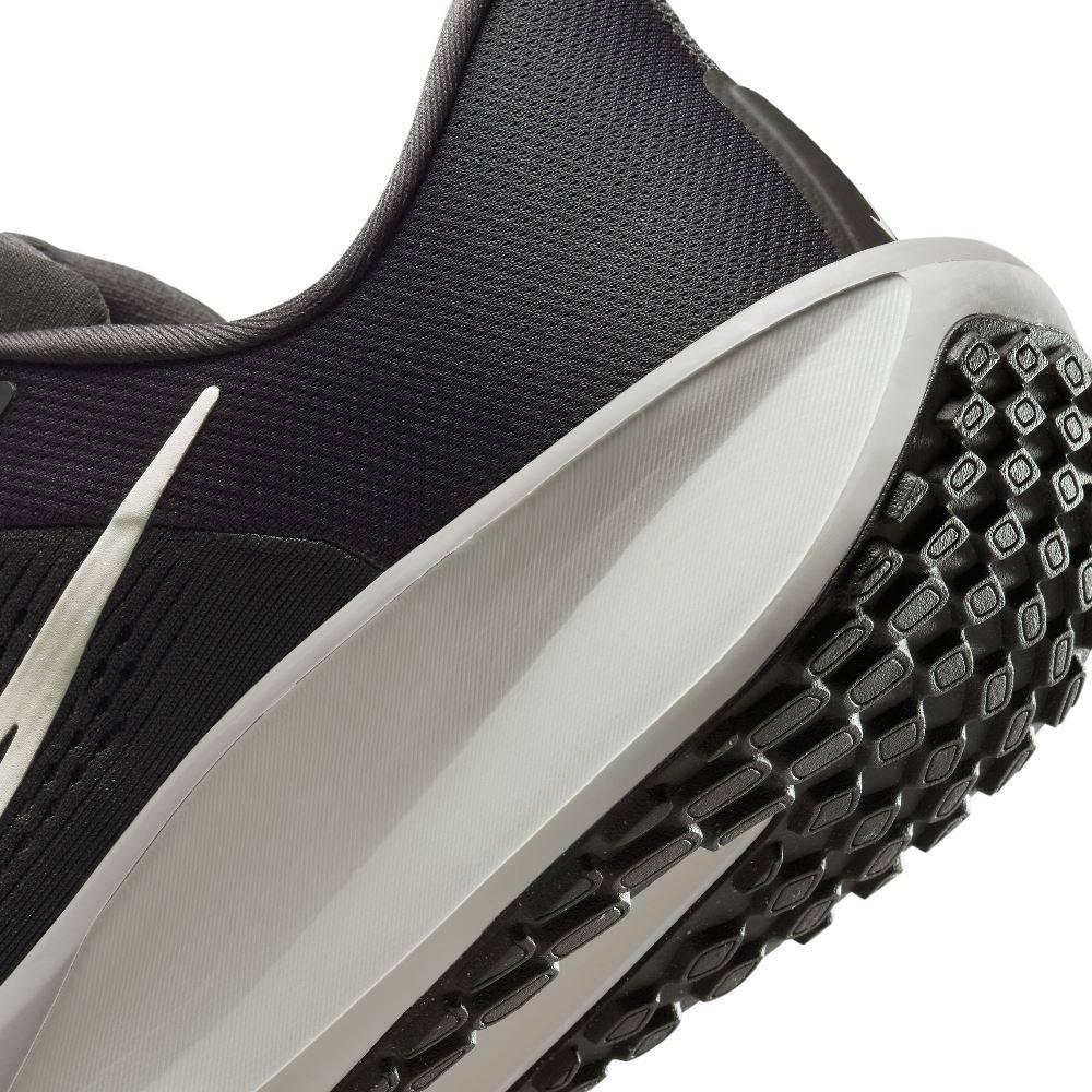 NIKE QUEST 6 MENS SHOES