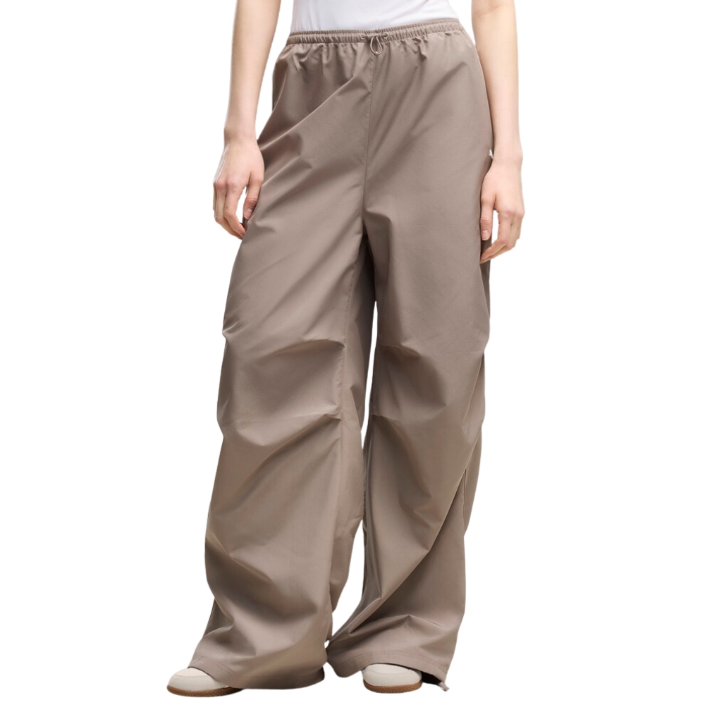 PUMA WARDROBE ESS PARACHUTE WOVEN PANTS OP