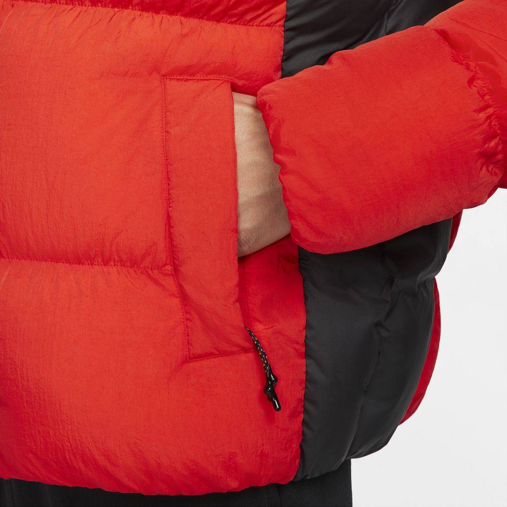 NIKE JORDAN ESSENTIALS PUFFER JACKETS