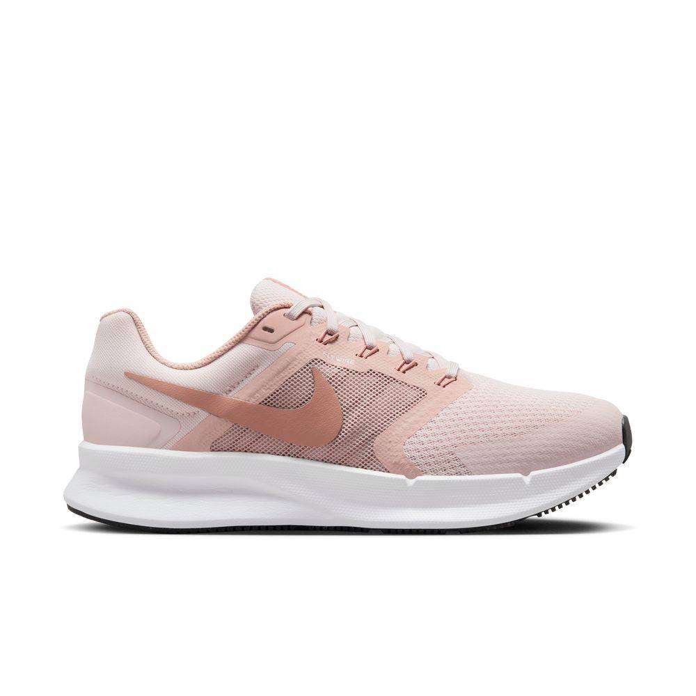 NIKE WOMENS RUN SWIFT 3