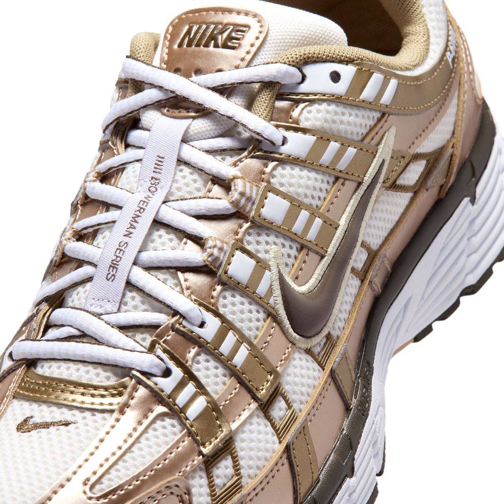 NIKE WOMENS P-6000