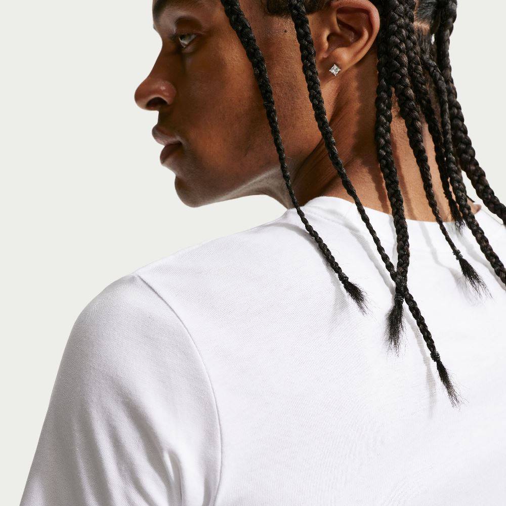 NIKE STANDARD CELEBRATE BRAND TEE