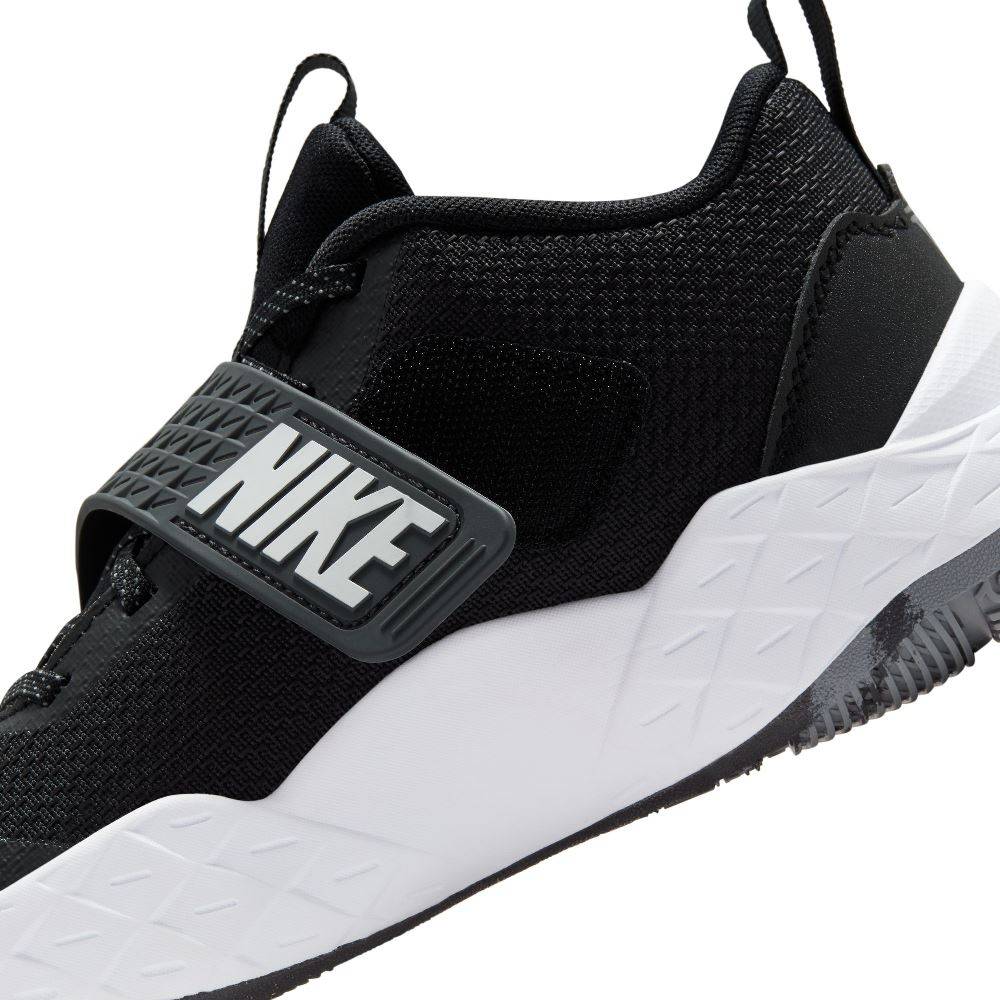 NIKE TEAM HUSTLE D 12 BASKETBALL (GS)