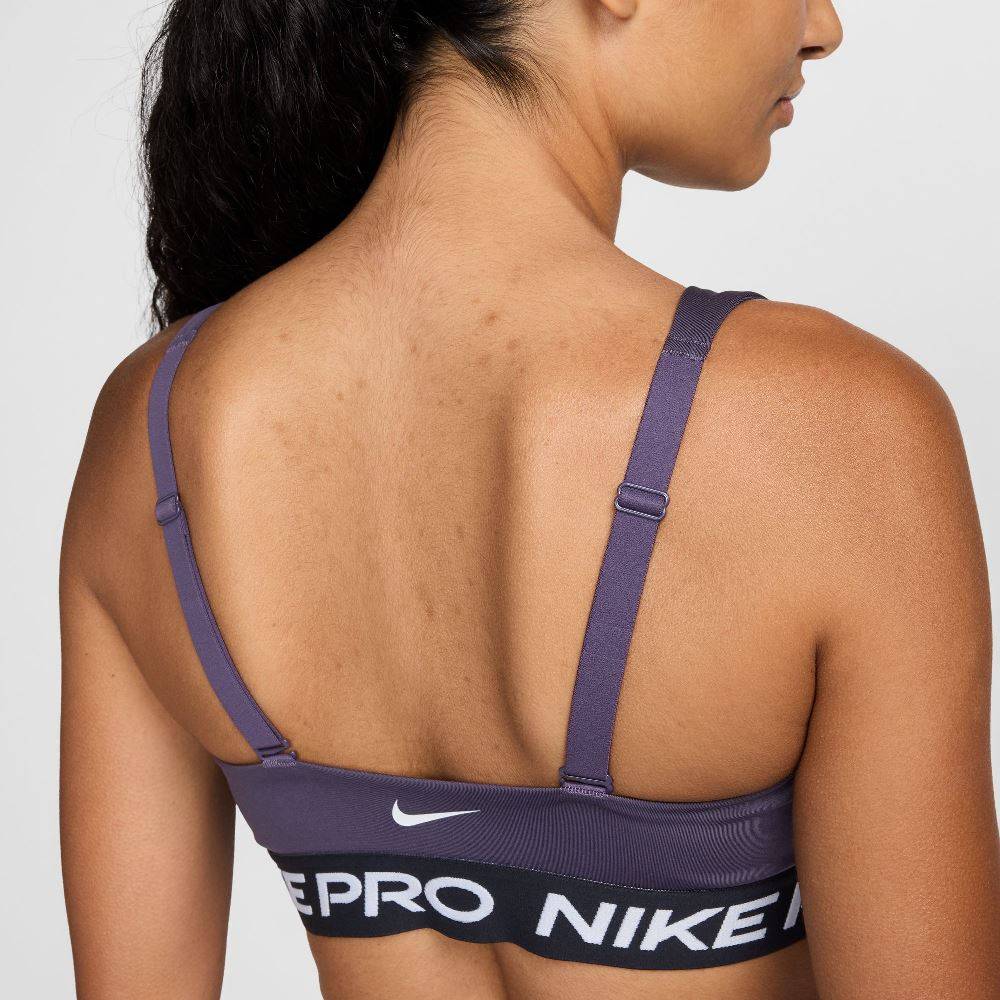 NIKE INDY PLUNGE MEDIUM-SUPPORT PADDED BRA