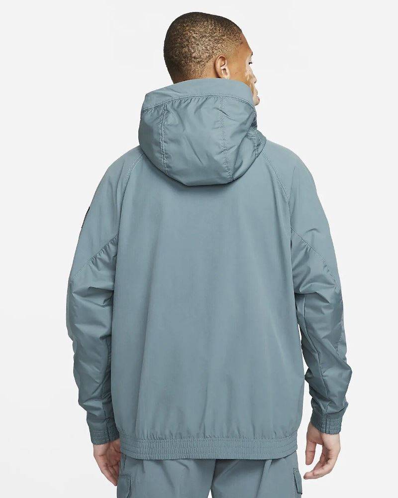 NIKE AIR MAX WOVEN JACKET