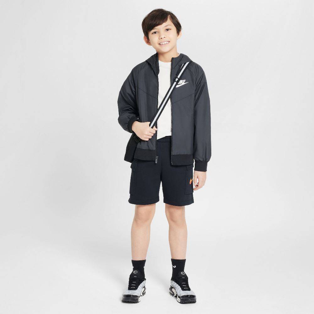 NIKE BOYS SPORTSWEAR STANDARD ISSUE SHORT