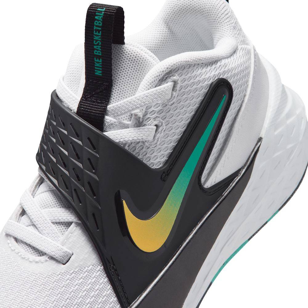 NIKE TEAM HUSTLE D 12 KIDS SHOES