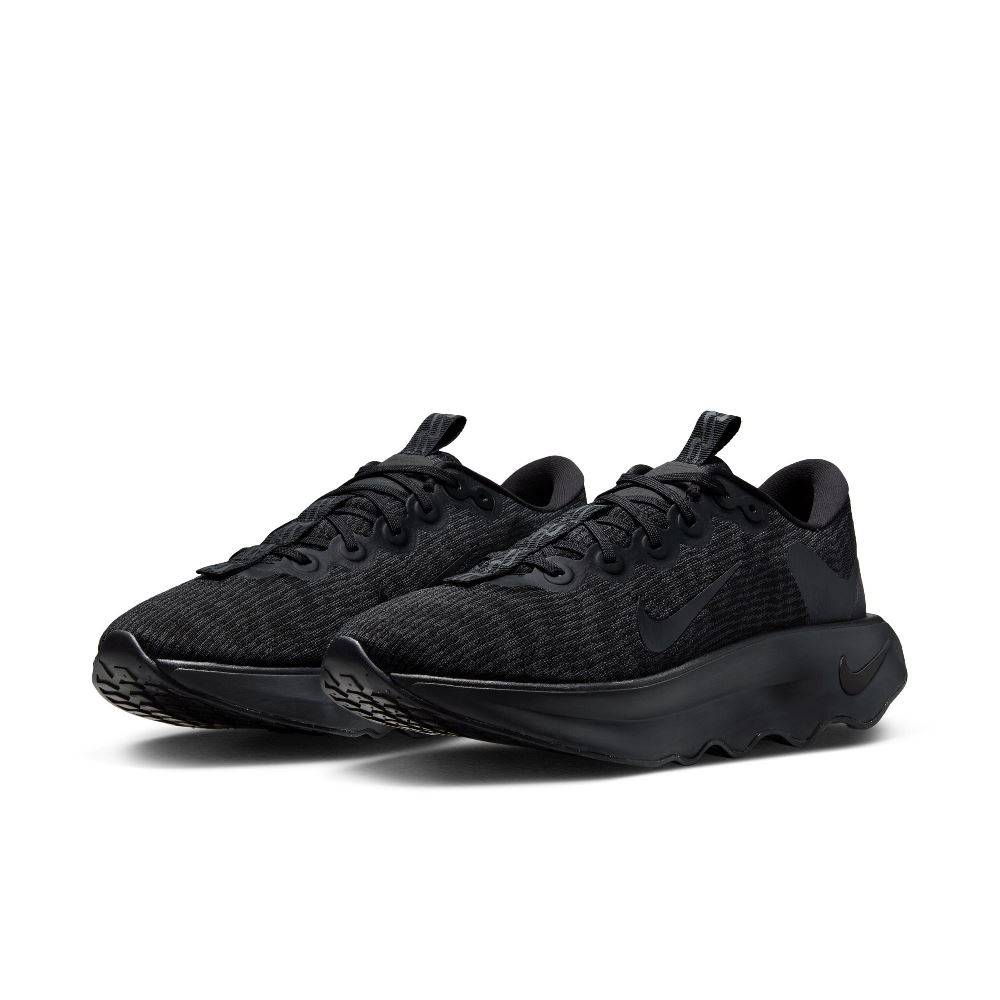 NIKE MOTIVA WALKING SHOES