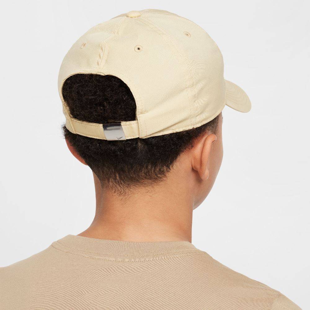 NIKE KIDS CLUB METAL-SWOOSH CAP
