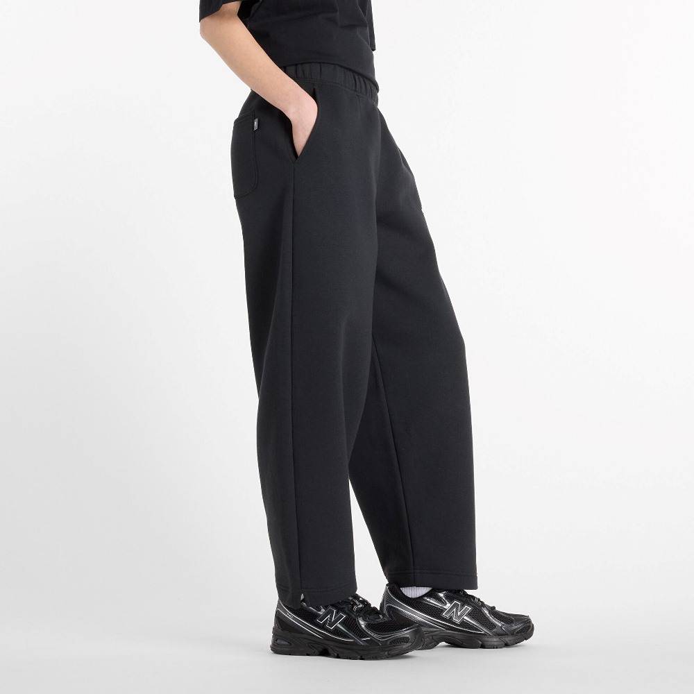 NEW BALANCE LINEAR HERITAGE FLEECE BARREL LEG PANT