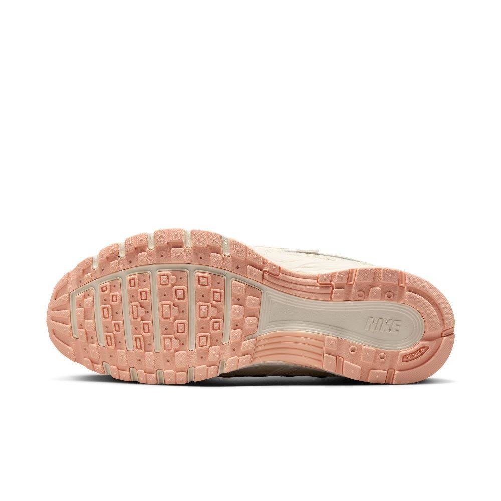 NIKE WOMENS P-6000 SHOES