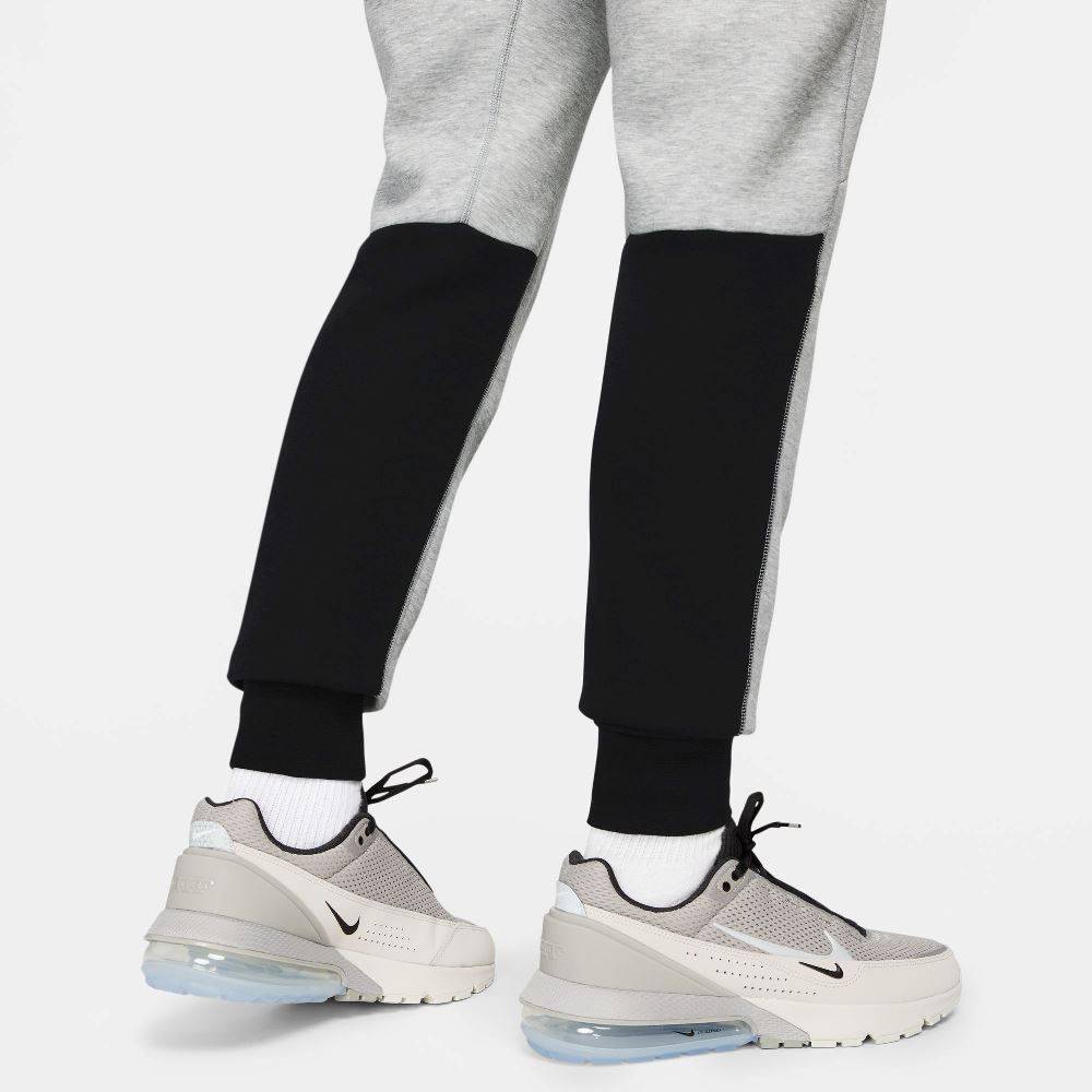 NIKE TECH FLEECE JOGGER