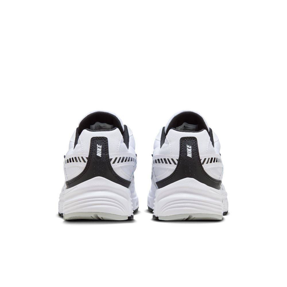 NIKE INITIATOR SHOES