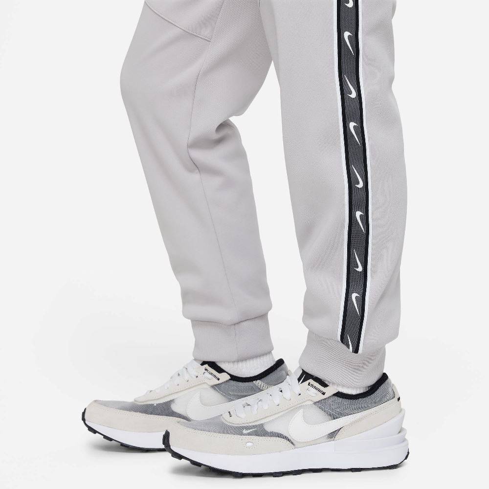 NIKE NSW KIDS REPEAT JOGGER PANT