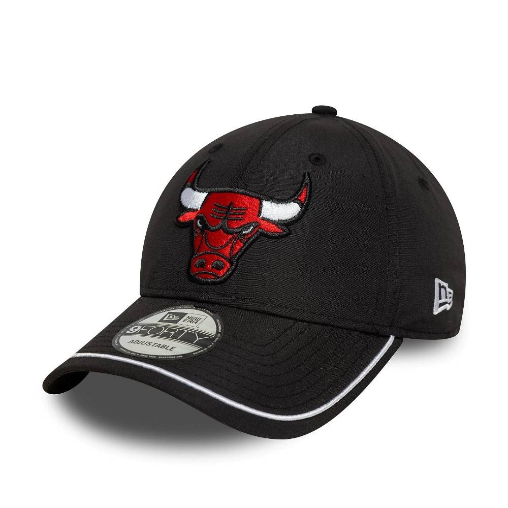 NEW ERA PIPING 9FORTY CHICAGO BULLS ADJUSTABLE CAP