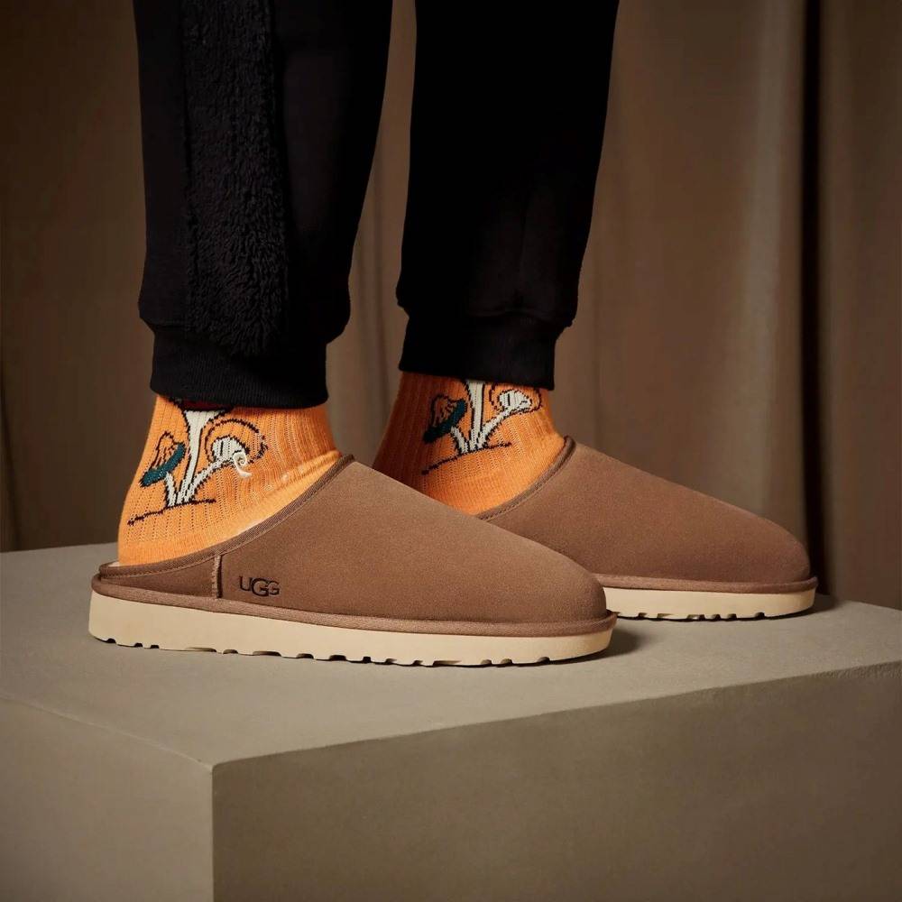 UGG CLASSIC SLIP-ON