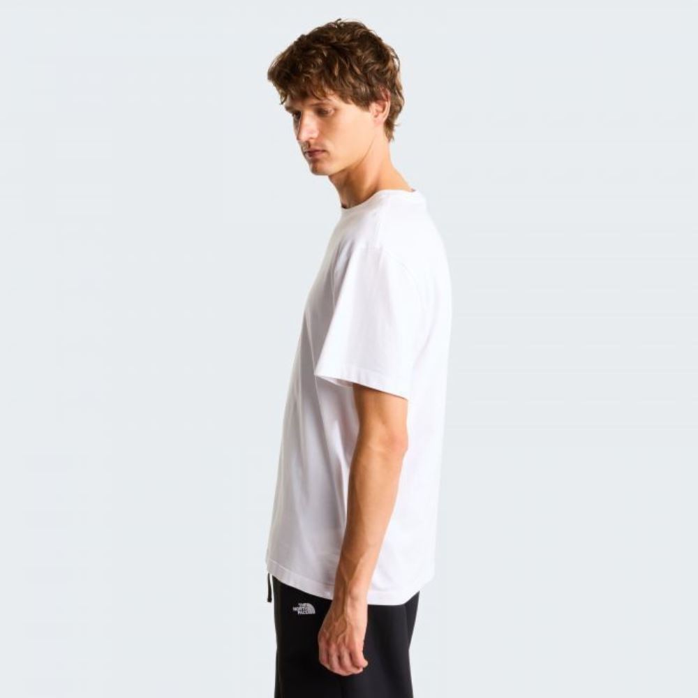 THE NORTH FACE M ESSENTIAL CENTER LOGO RELAXED SHORT SL