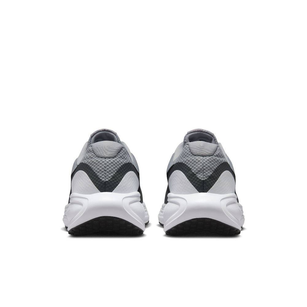 NIKE REVOLUTION 8 MENS SHOES