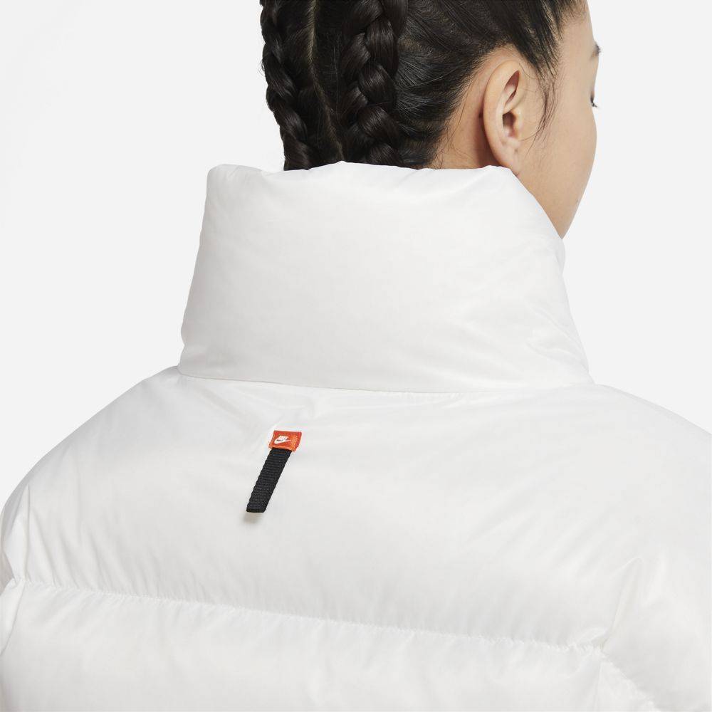 NIKE SPORTSWEAR WOMENS THERMA-FIT CITY JACKET
