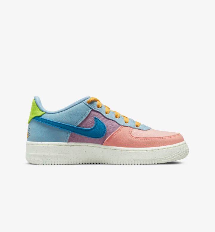 NIKE AIR FORCE 1 NEXT NATURE