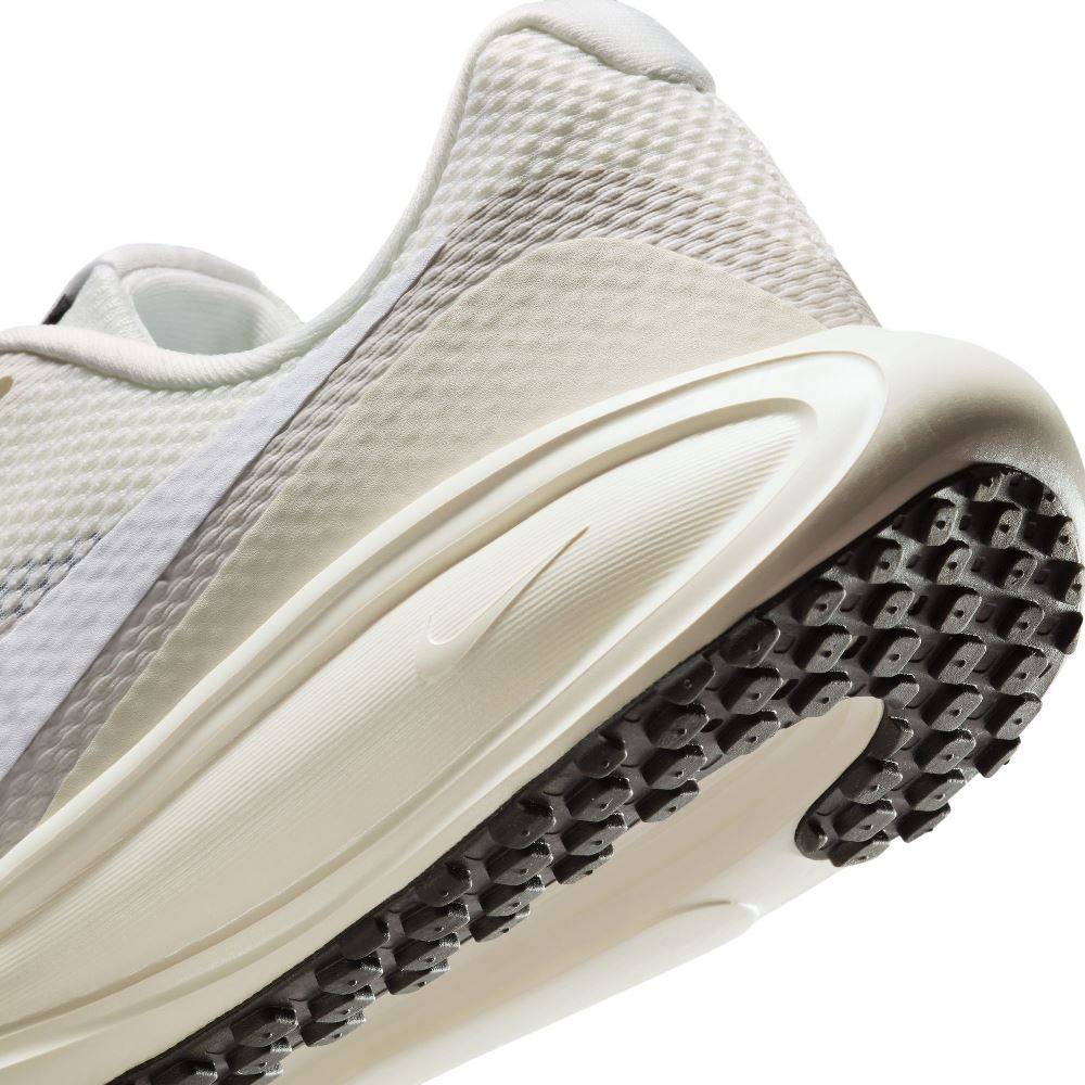 NIKE WOMENS REVOLUTION 8 RUNNING SHOES