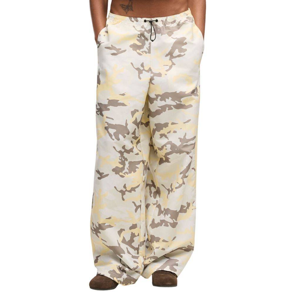 PUMA STREET GLAM RELAXED CAMO WOVEN PANTS OP
