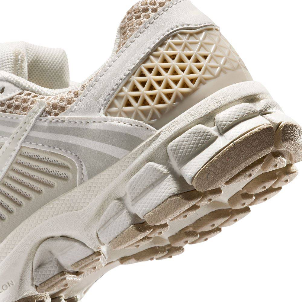 NIKE VOMERO 5 JR (GS)