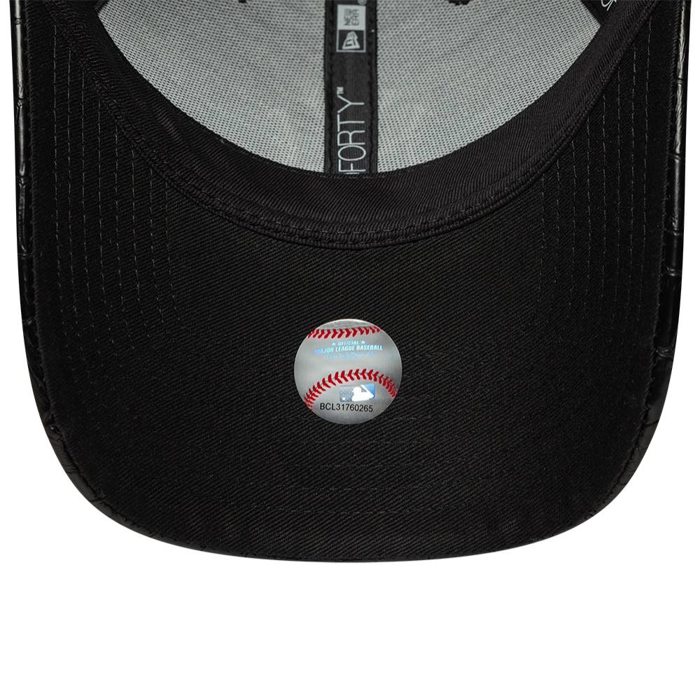 NEW ERA WMNS PATTERN PU 9FORTY NEW YORK YANKEES