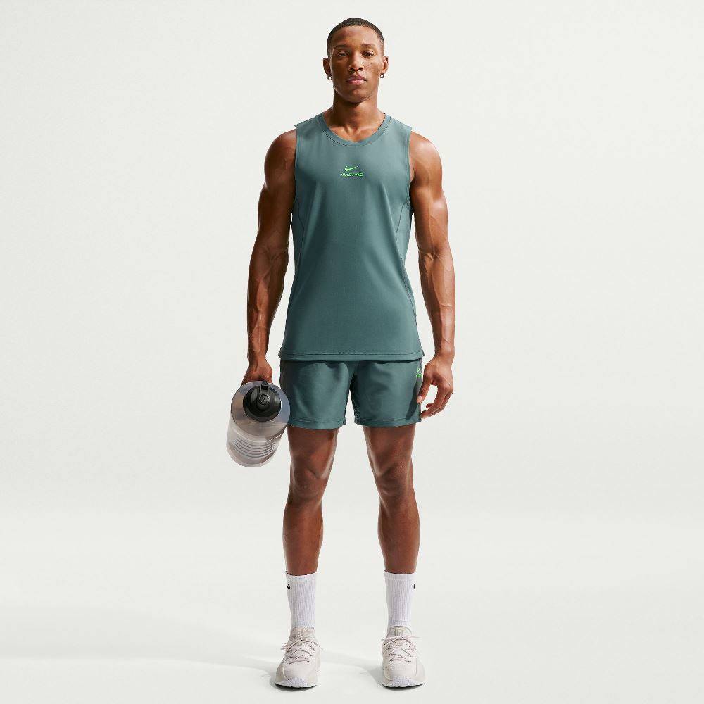 NIKE PRO DRI-FIT 15CM TRAINING SHORT