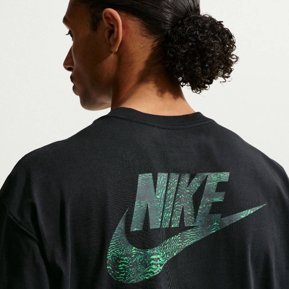 NIKE NSW CELEBRATE FUTURA TEE
