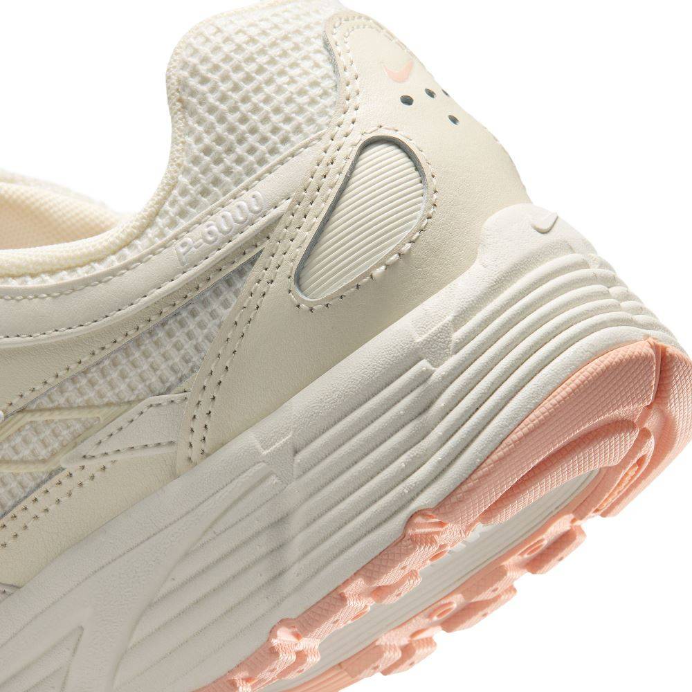 NIKE WOMENS P-6000 SHOES