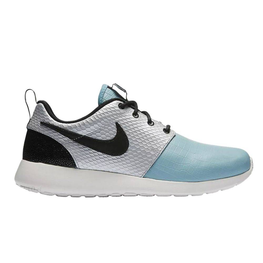 NIKE WMNS ROSHE ONE LX SHOES