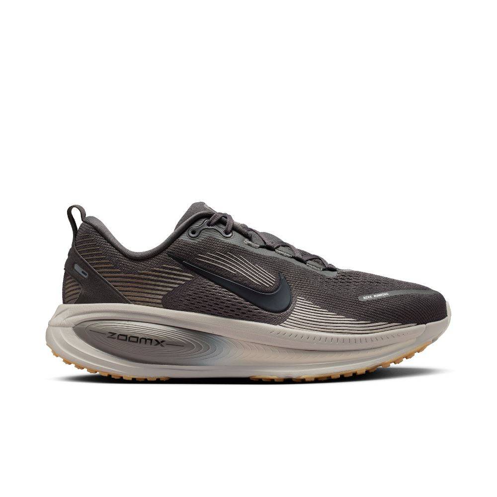 NIKE VOMERO 18 ROAD RUNNING SHOES