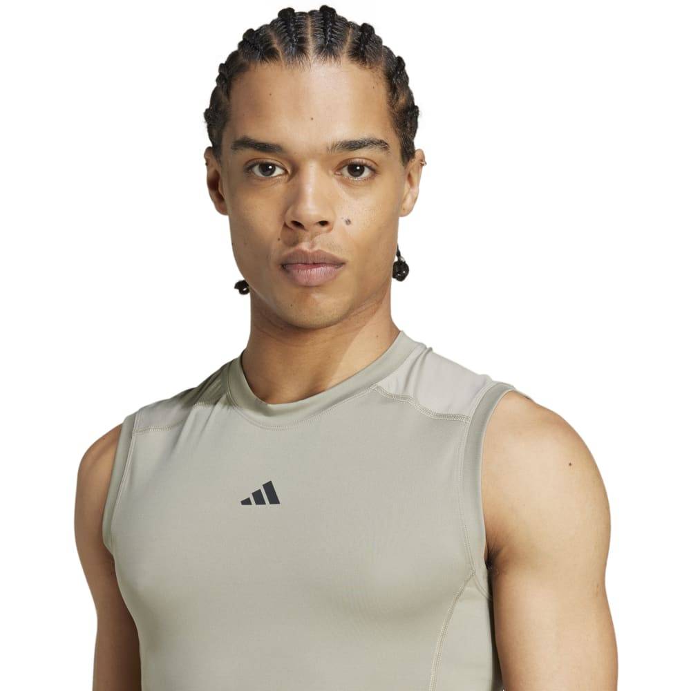 ADIDAS M TECHFIT COMPRESSION TRAINING SLEEVELESS T-SHIRT