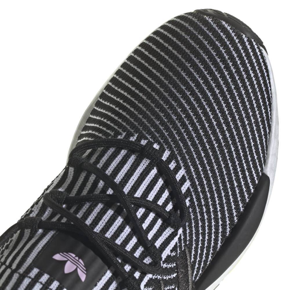 ADIDAS NMD_W1