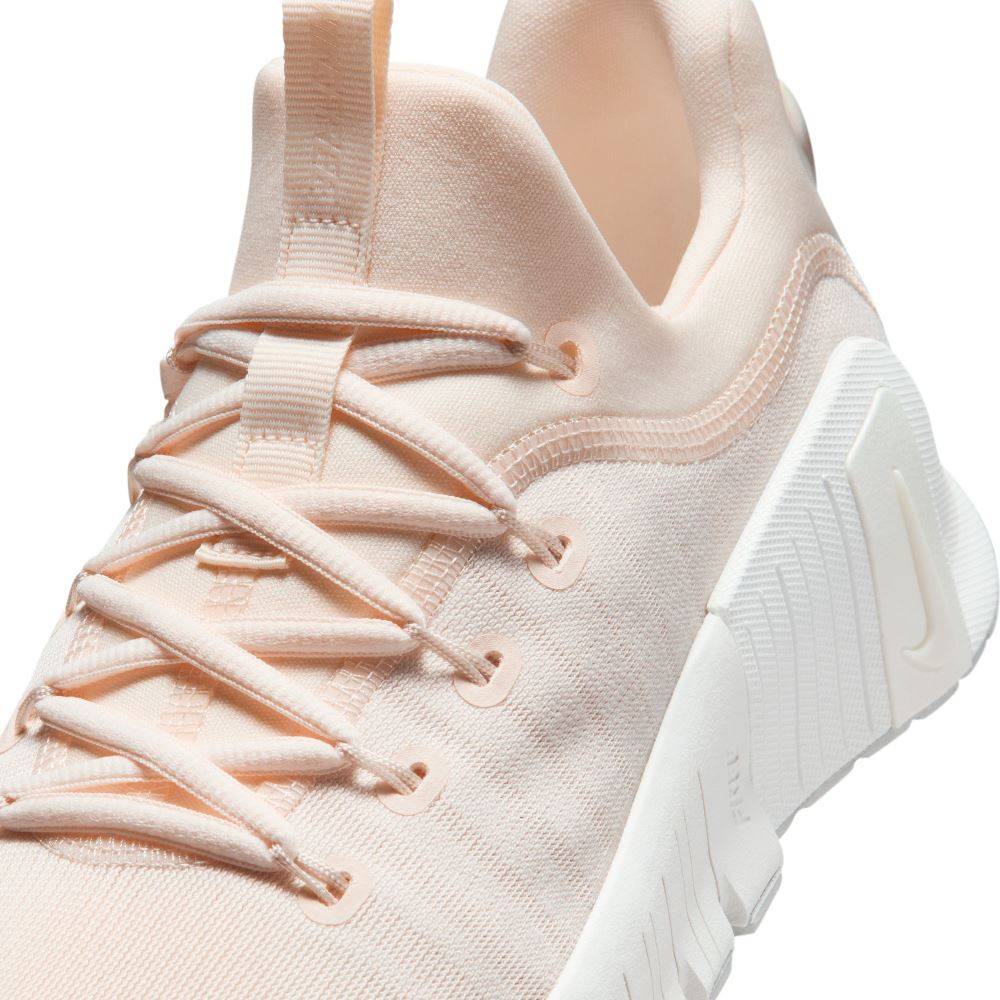 NIKE WOMENS FREE METCON 6