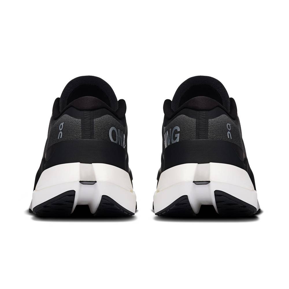 ON RUNNING CLOUDBOOM MAX SHOES M