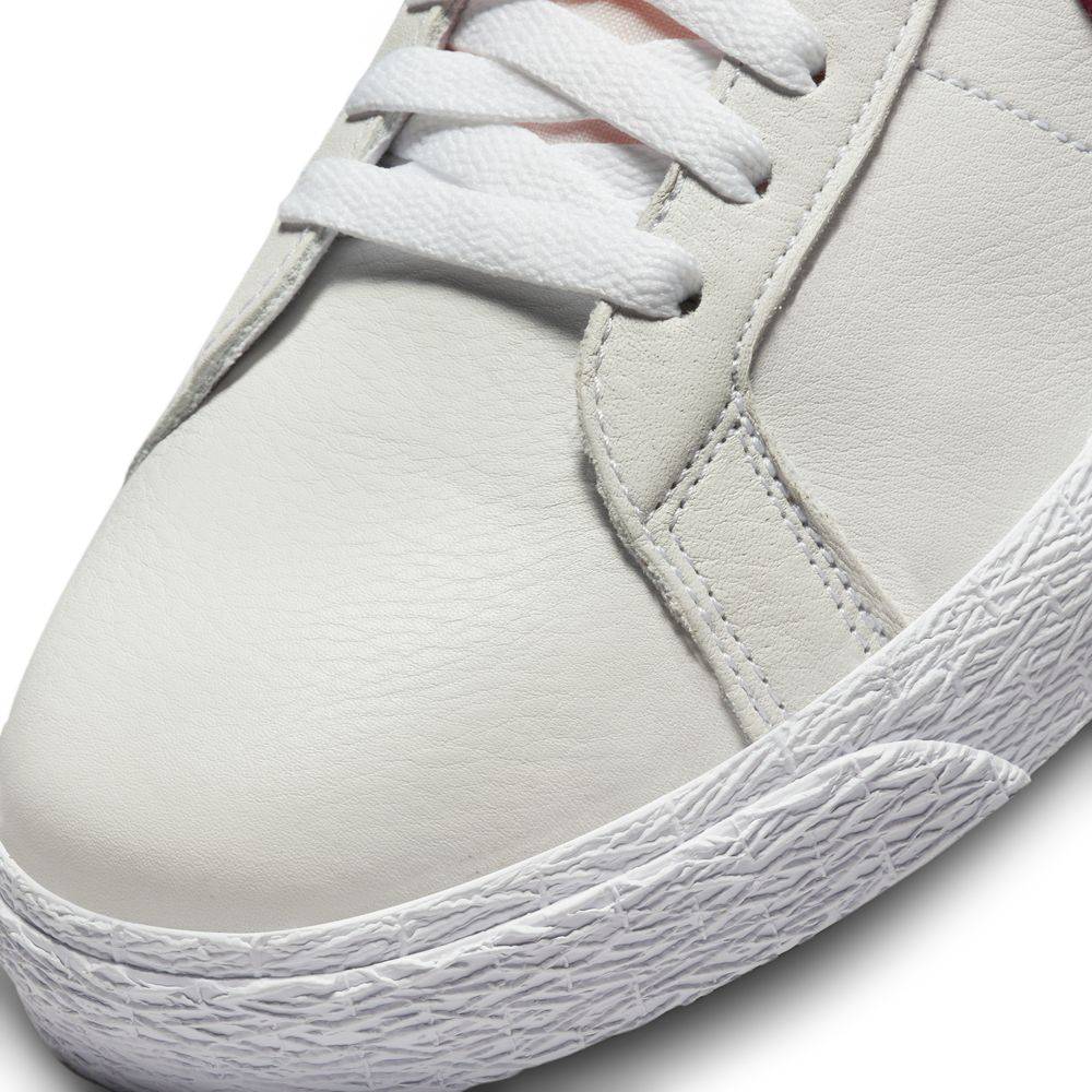 NIKE SB ZOOM BLAZER MID ISO