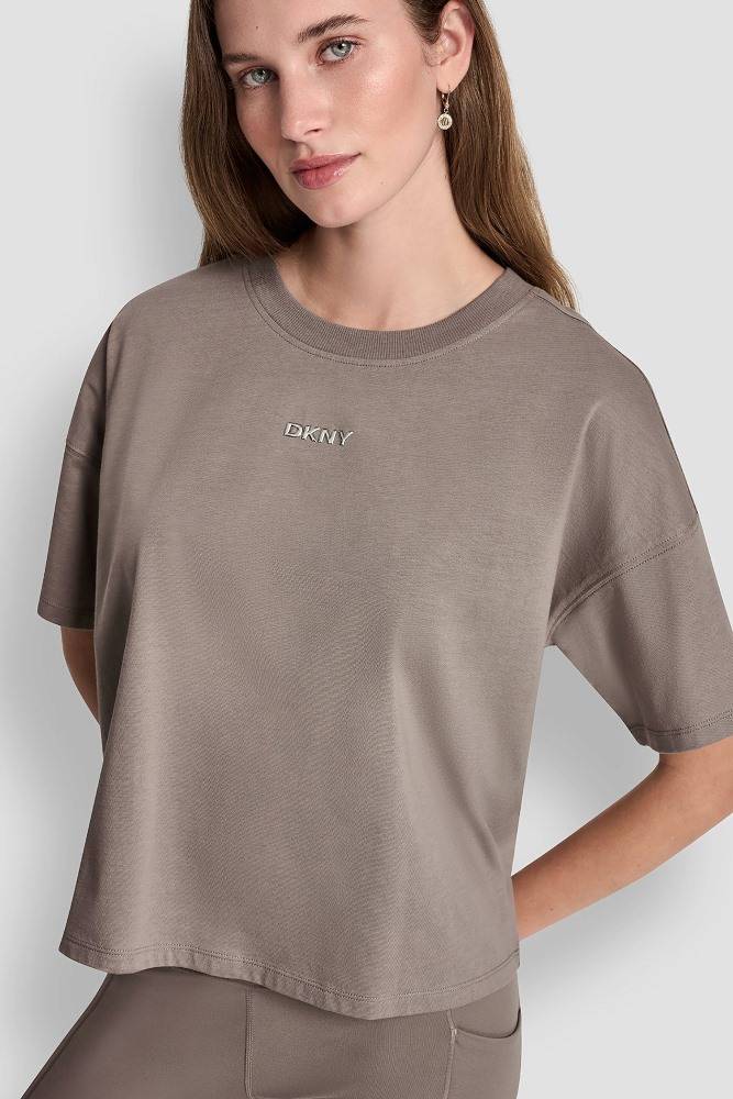 DKNY CENTERED LOGO SHORT SLEEVE TEE