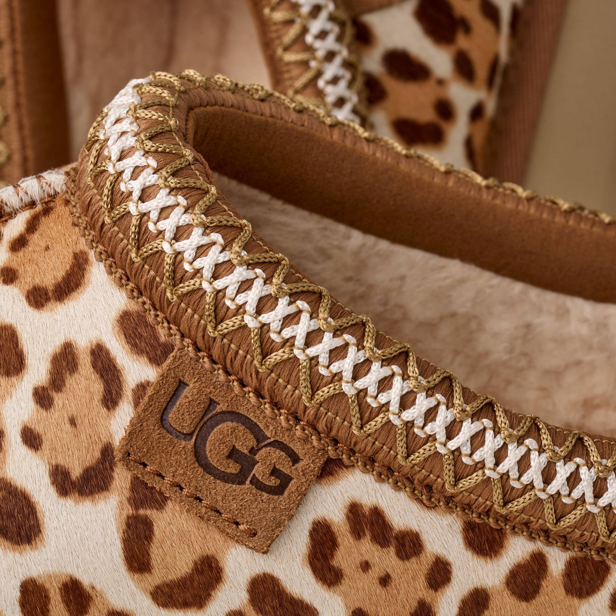 UGG TAZZ PLAINS WOMENS