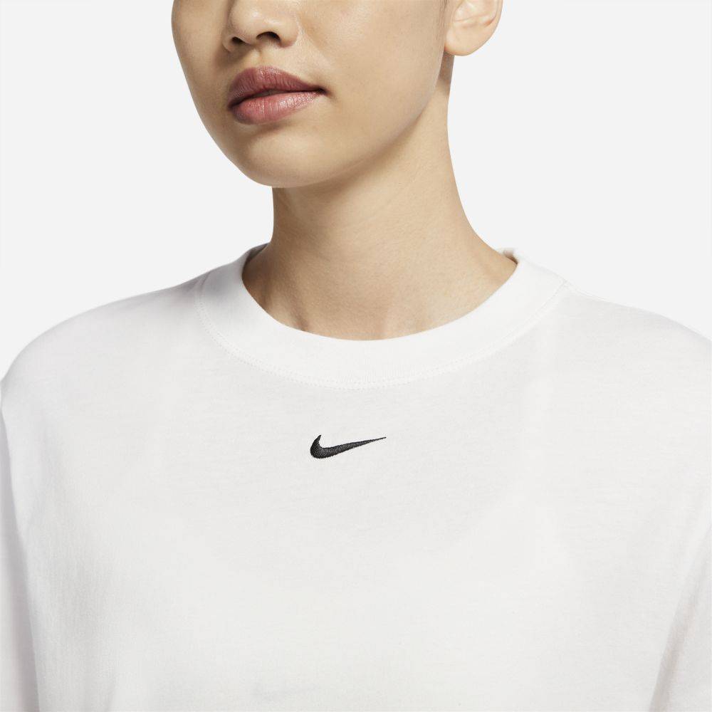 NIKE SPORTSWEAR WOMENS ESSENTIALS BF TEE