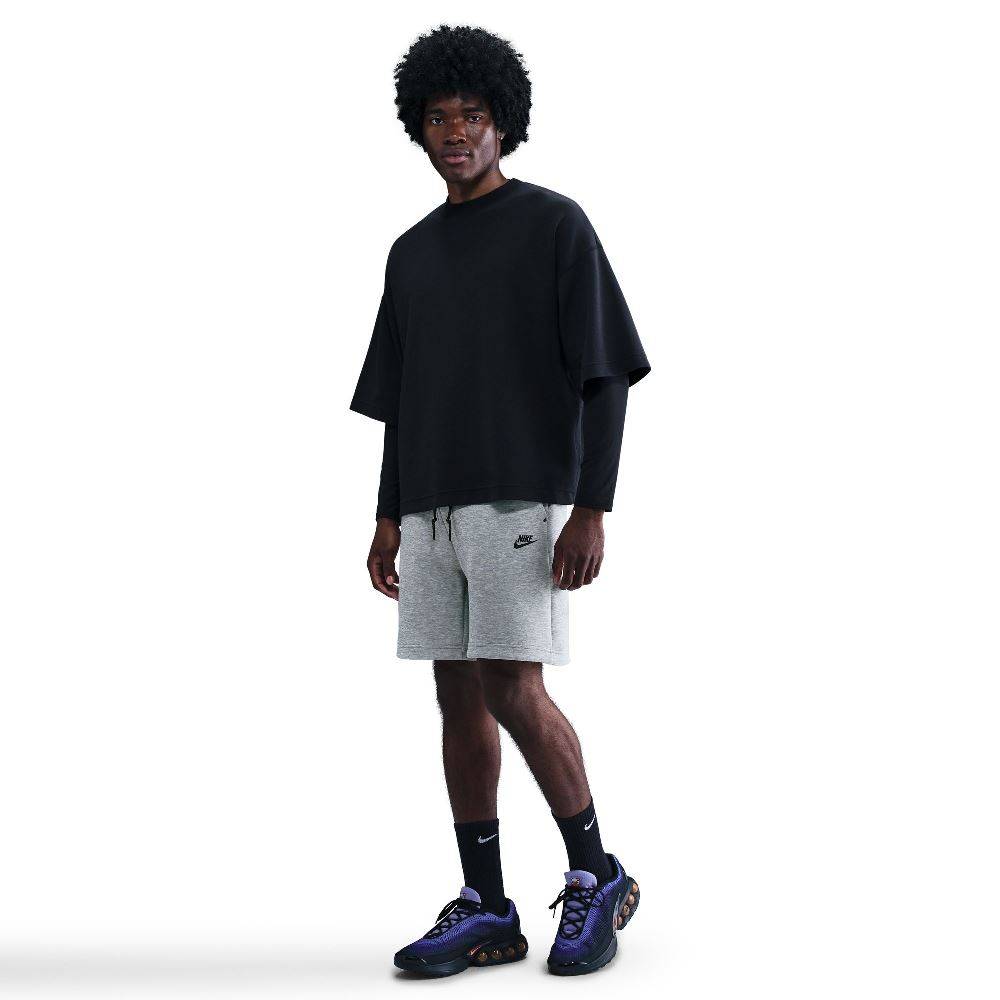 NIKE TECH FLEECE SHORT
