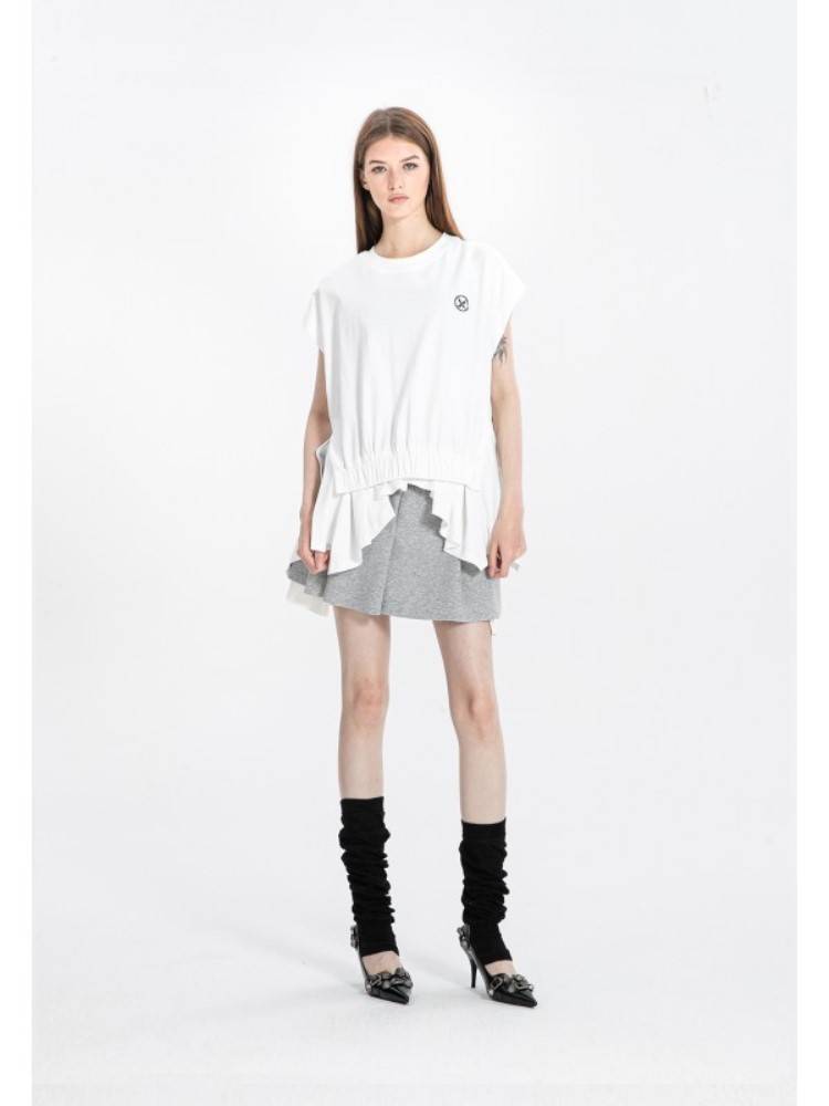 MWM BLACK SLEEVELESS TOP DOUBLE FABRIC DETAIL