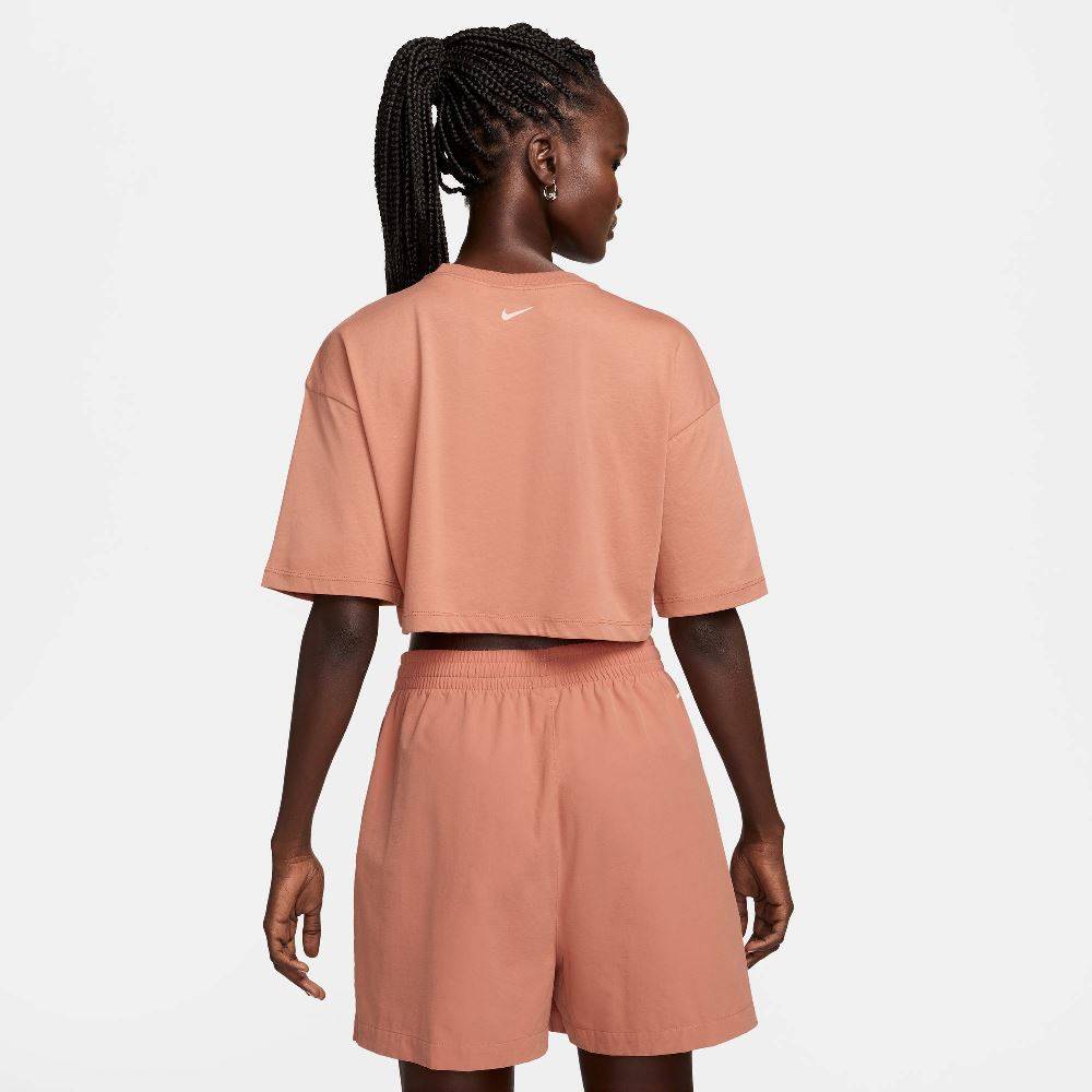 NIKE SPORTSWEAR WOMENS CROPPED TEE