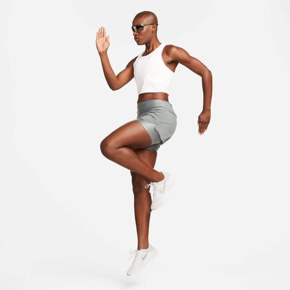 NIKE DRI-FIT SWIFT 3